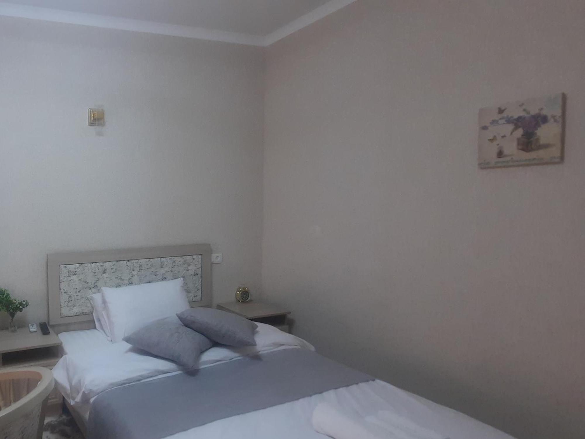Хотел Хесон Khodjent Chambre photo